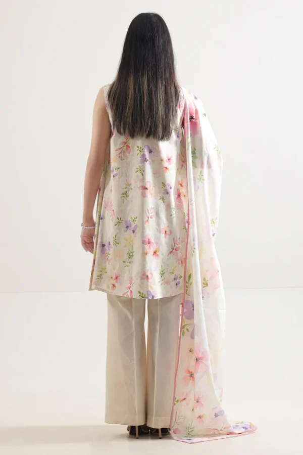 SAYA LAWN 3PC ORIGNAL SUMMER COLLECTION 2025 - Image 3